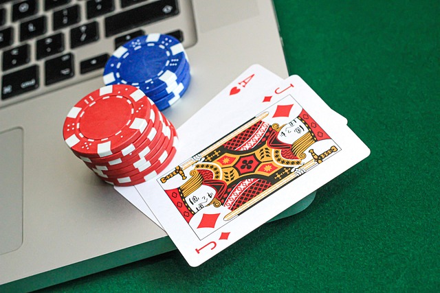 Poker Strategy for Beginners: How to Win Real Money at Online Casinos